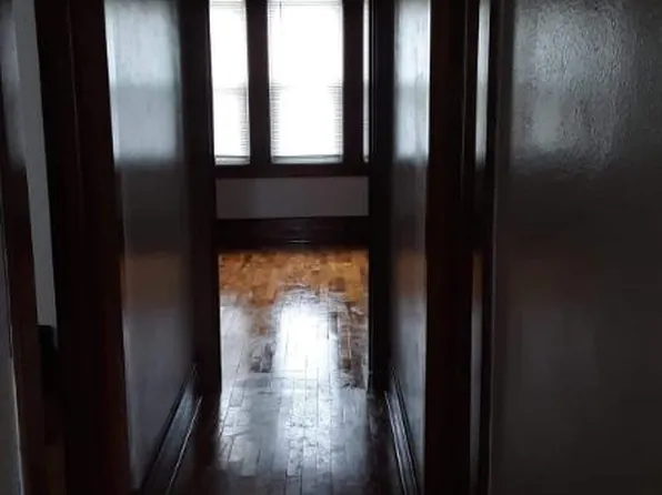 110 W Barrett St, Saint Cloud, WI 53079