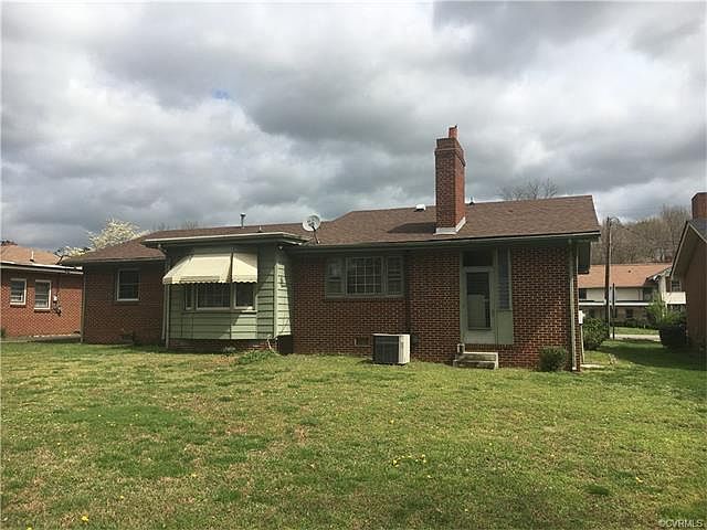 2nd image of 20310 Sheffield Pl