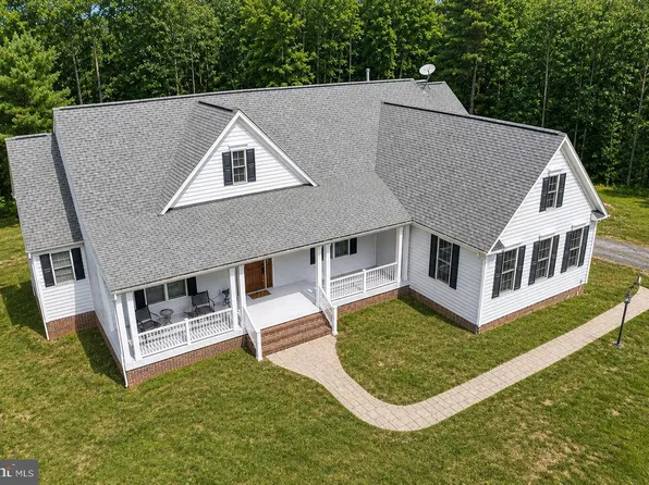 3279 Ridgeview Rd, Reva, VA 22735