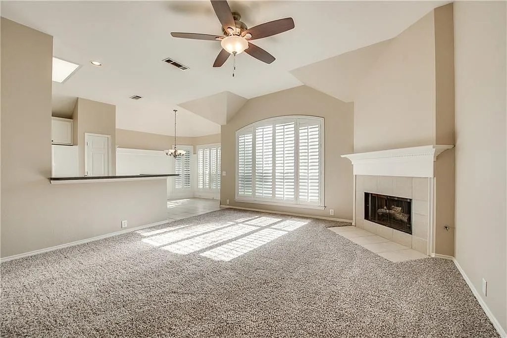 3 bed, 1458 sqft, $2,250 — Photo 3