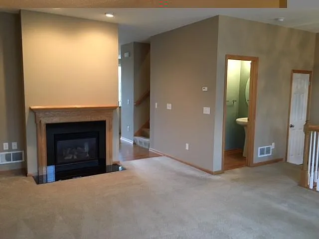 4504 Village Square Blvd N — Photo 9