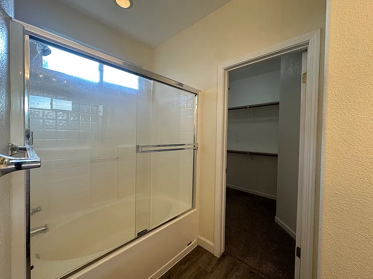 6227 Ingleston Dr — Photo 17