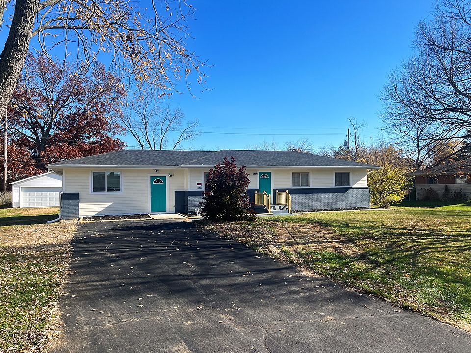 1st image of 8031 Briarwood Dr