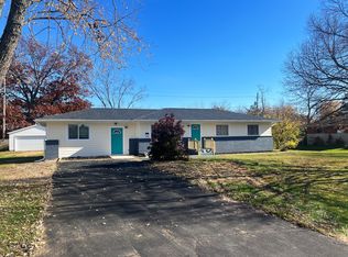 8031 Briarwood Dr, Indianapolis, IN 46227