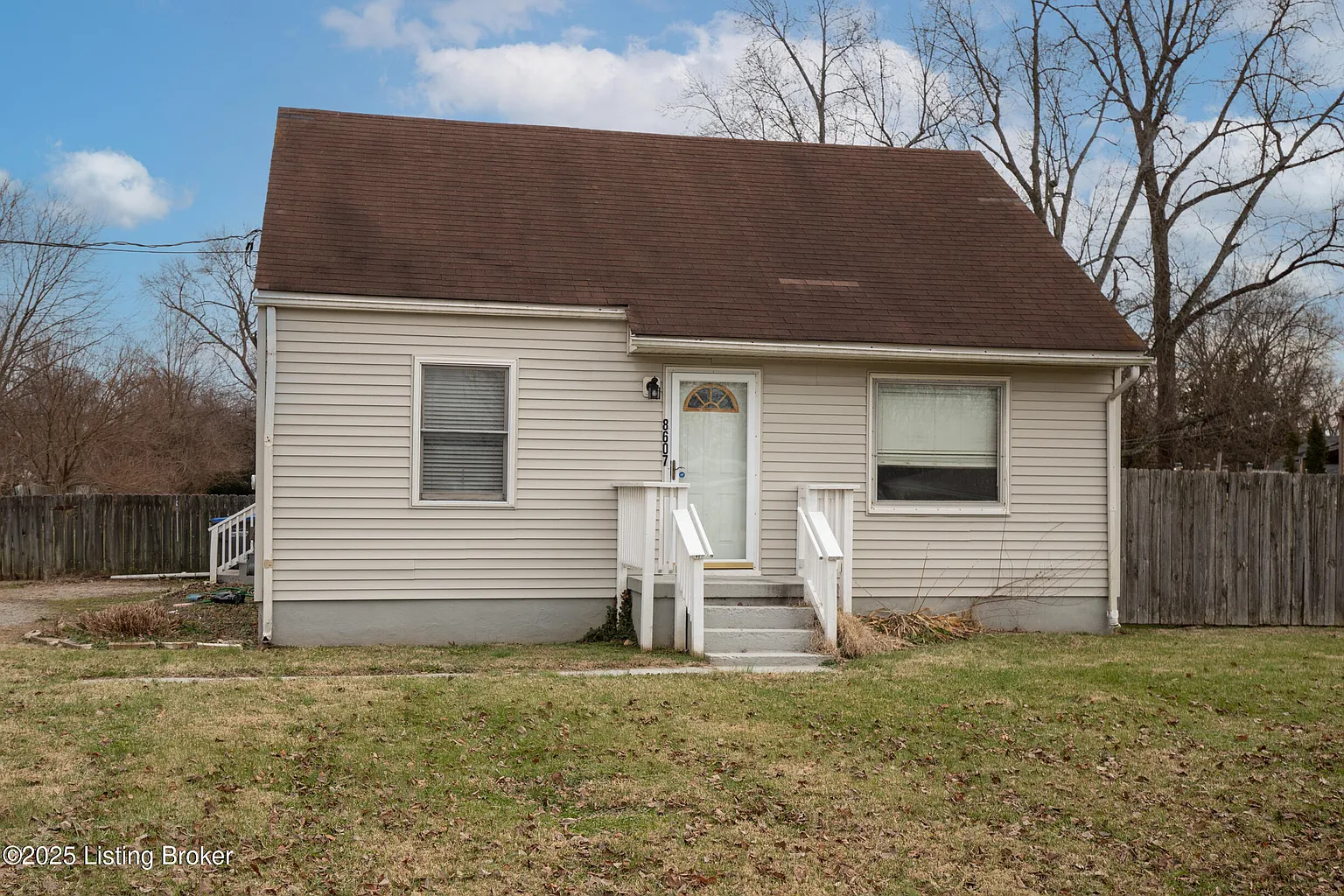 8607 Blue Lick Rd photo 1