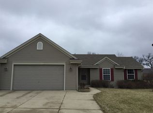 2525 Chelsea Ct, East Troy, WI 53120