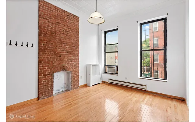 Rented by Douglas Elliman | media 14