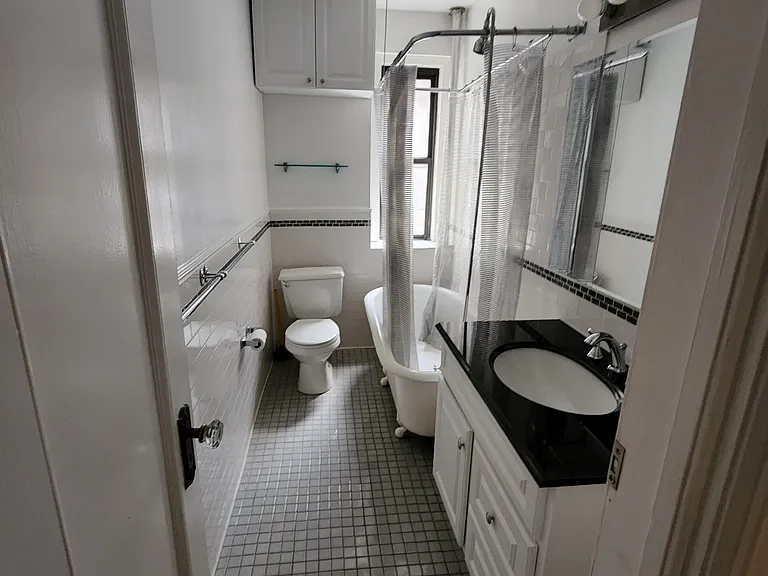 510 W 123rd St #47 — Photo 12