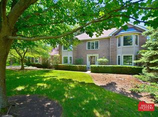 47 Mark Dr, Hawthorn Woods, IL