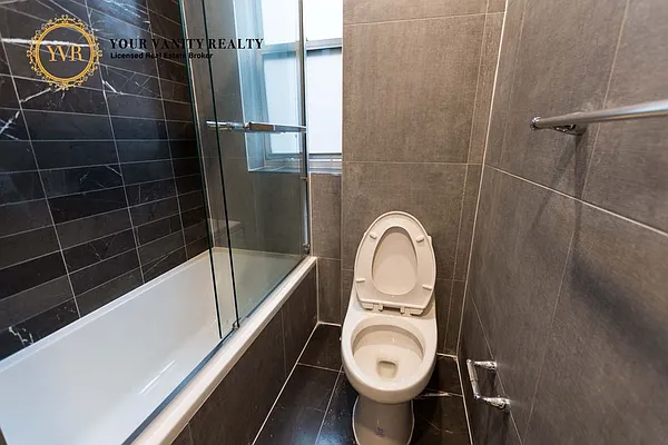 Rented by Your Vanity Realty | media 17