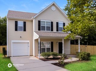 7 Forest Ridge Ct, Greensboro, NC 27406