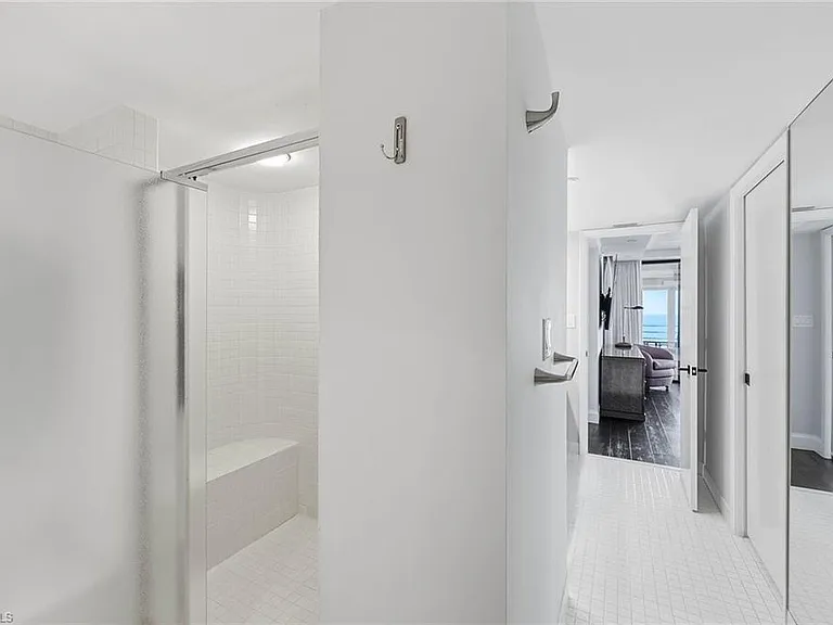 4751 Gulf Shore Blvd N #1408 — Photo 33