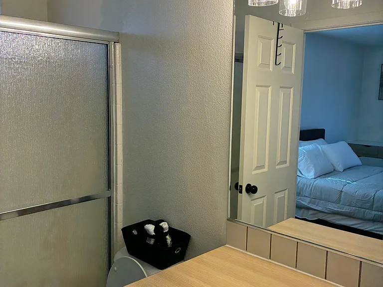 961 Astor Ave #1 — Photo 10