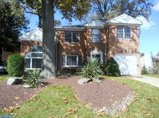 98 Overhill Ave, Philadelphia, PA 19116