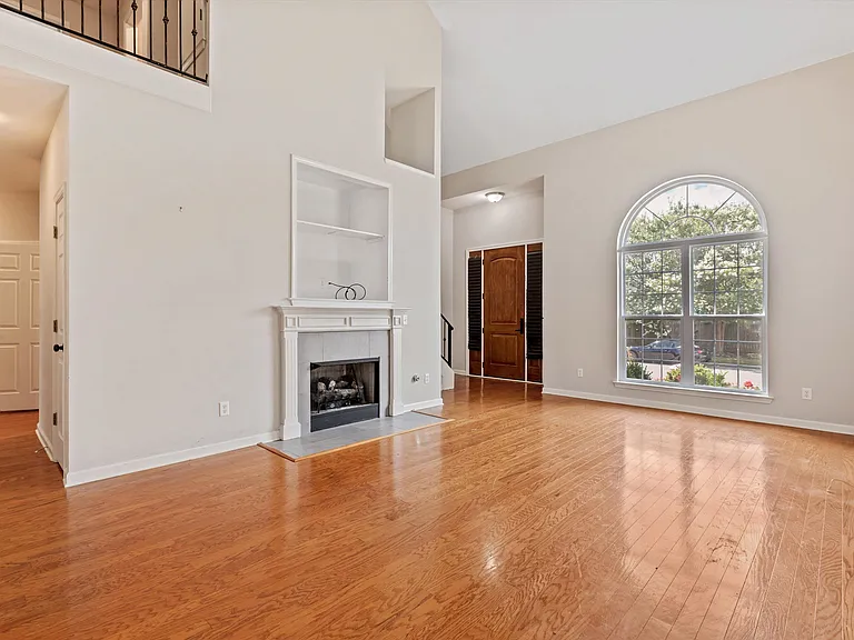 10492 Ashfarm Way — Photo 5