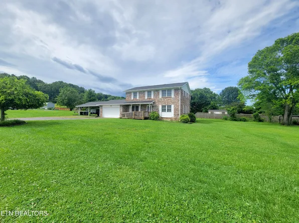 416 Jackson Hills Dr, Maryville, TN 37804