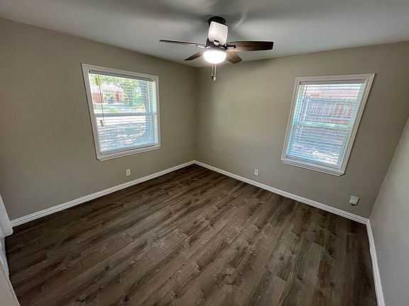4th image of 1809 Sycamore Dr