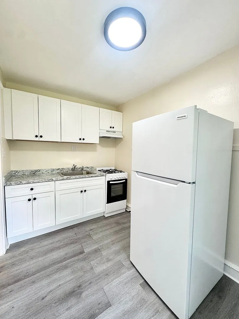 Fieldview Apartments — Photo 1