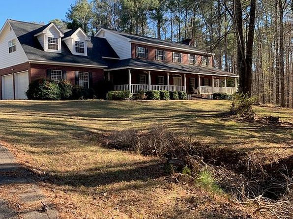 150 Hillred Dr