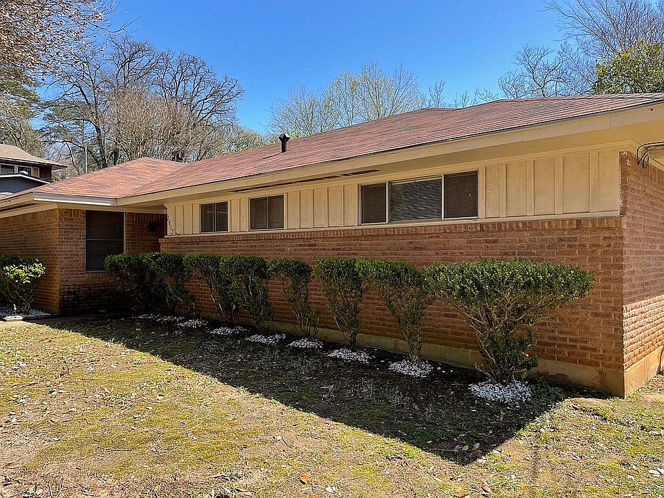 1st image of 2918 Bain Pl
