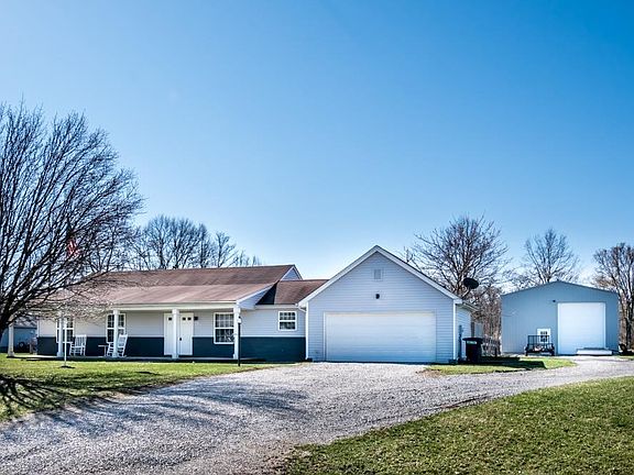 2nd image of 8921 Arrowcreek Dr