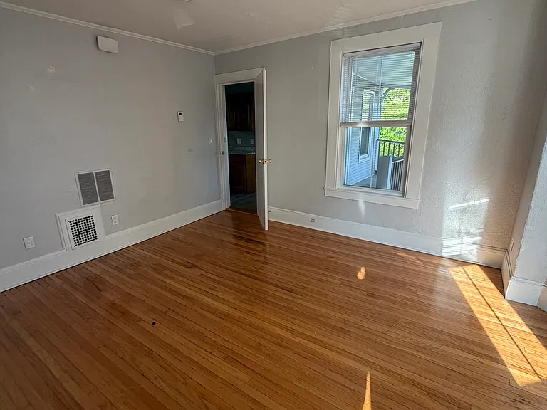 13 Knowlton St #2 — Photo 3