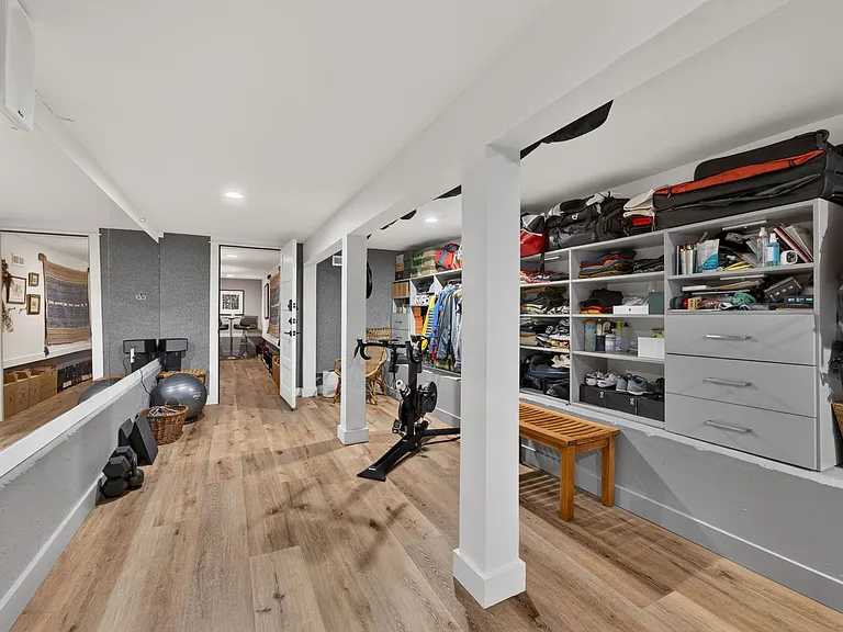 19077 Mount McLoughlin Ln — Photo 27