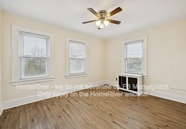289 Hilton Ave — Photo 34