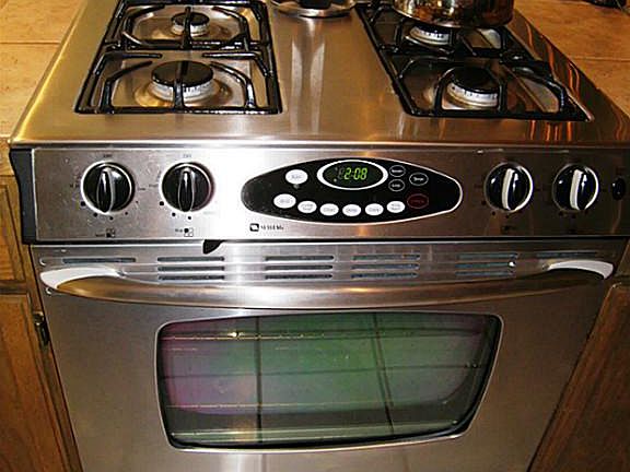 Check out this upgraded gas stove and oven