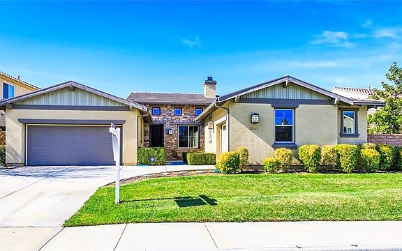 3rd image of 32261 Clear Springs Dr