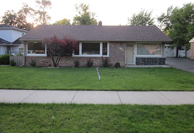 1st image of 9960 Elm Circle Dr