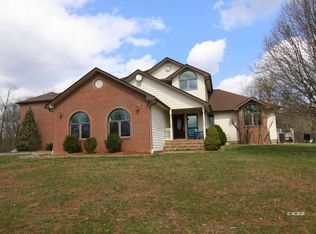 1718 Kemper Hollow Rd, Gallipolis, OH 45631