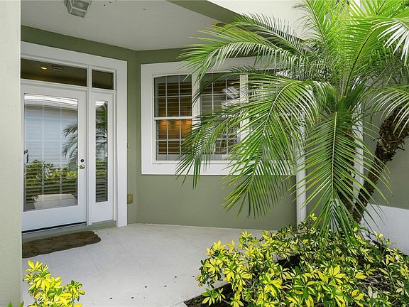 2nd image of 1365 Saint Catherines Cir