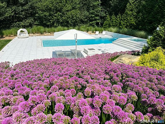 5th image of 300 Sturges Ridge Road