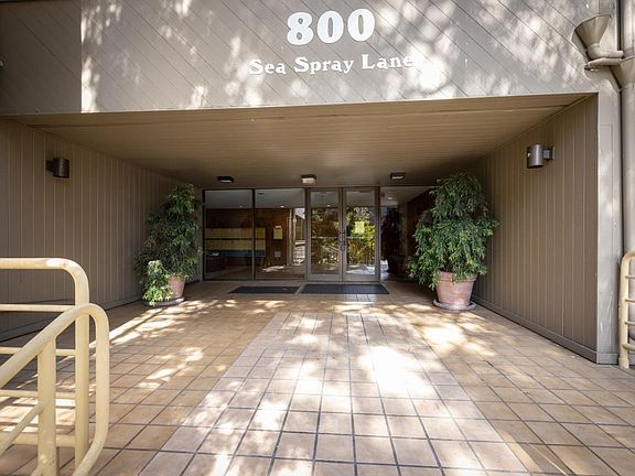 2nd image of 800 Sea Spray Ln APT 102