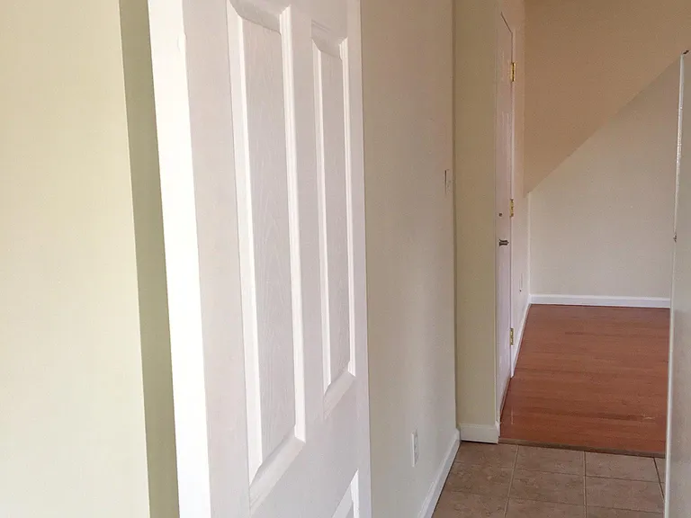 923 S 19th St #2F — Photo 13