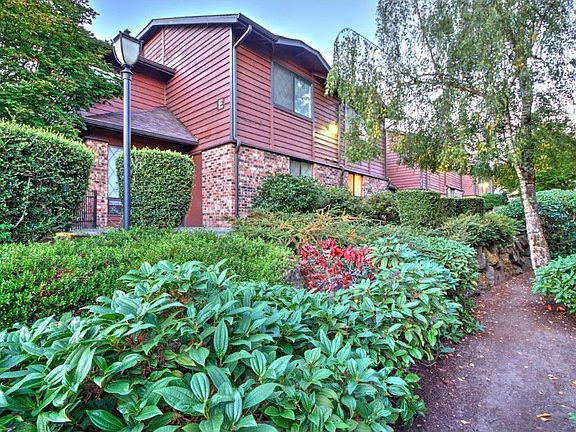 2nd image of 1726 157th Ave NE