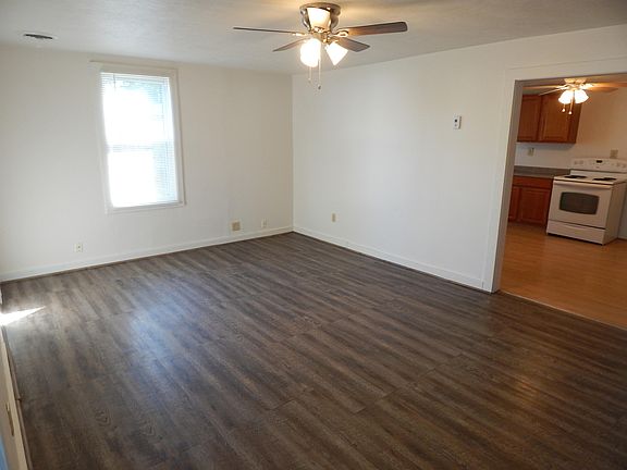 2nd image of 212 Wright Ave