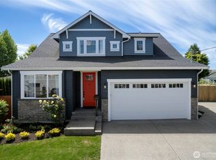 110 6th Ave NW, Puyallup, WA