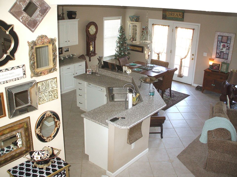 OPEN CONCEPT KITCHEN