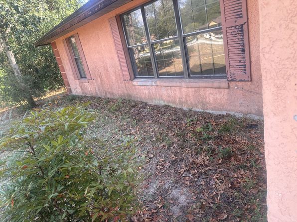 832 Bahia Cir