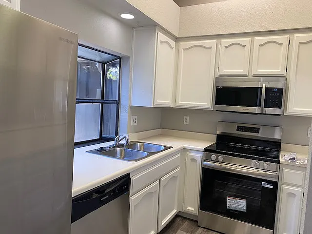 3824 Aero Ct — Photo 5