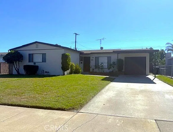 4 bed, 1278 sqft, $3,495 — Photo 1