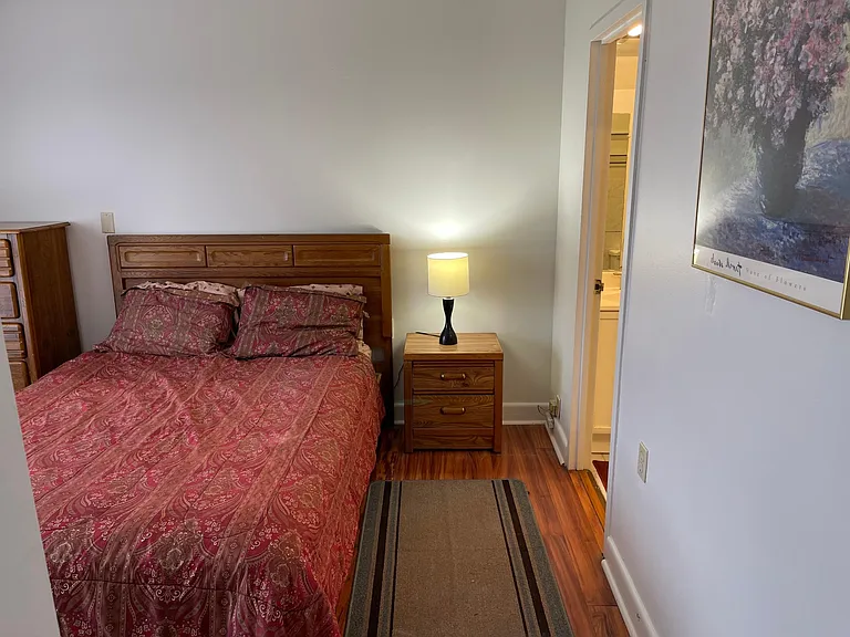 60 Strawberry Hill Ave #902 — Photo 4