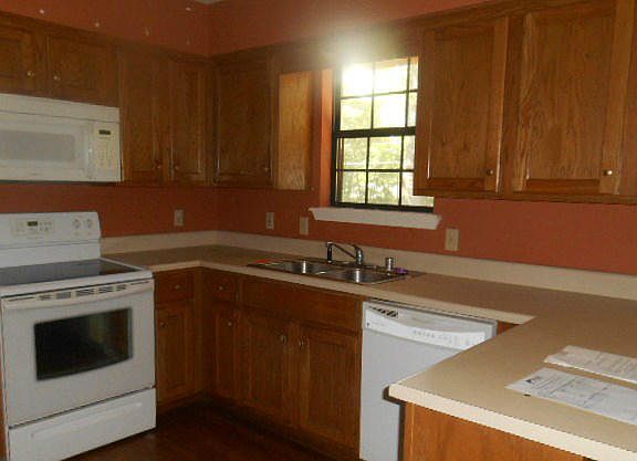 4th image of 60 W 16th Pl