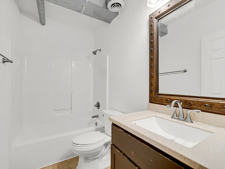 501 Union St #2 — Photo 14