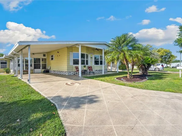 36748 Camelia Ct, Zephyrhills, FL 33542