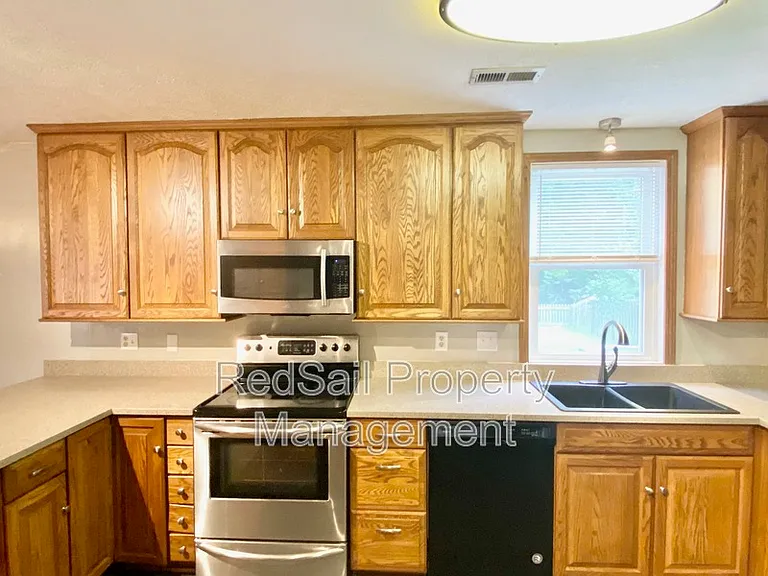 443 Sonora Dr — Photo 10