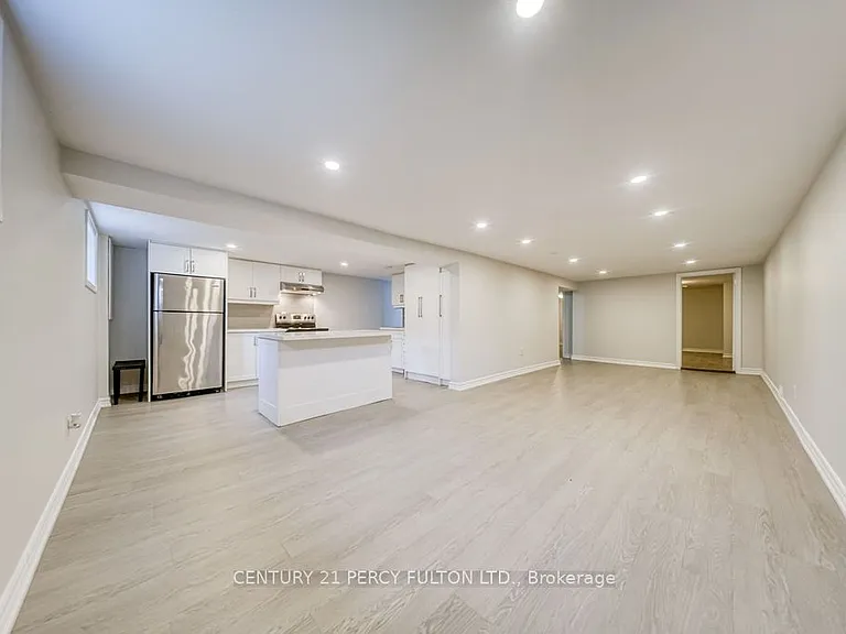 871 Liverpool Rd #LOWER — Photo 8