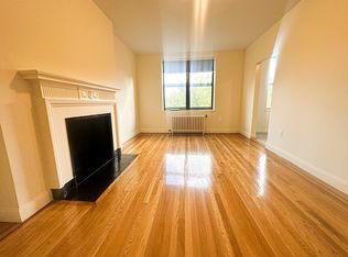 3619 Bowne St, Flushing, NY 11354